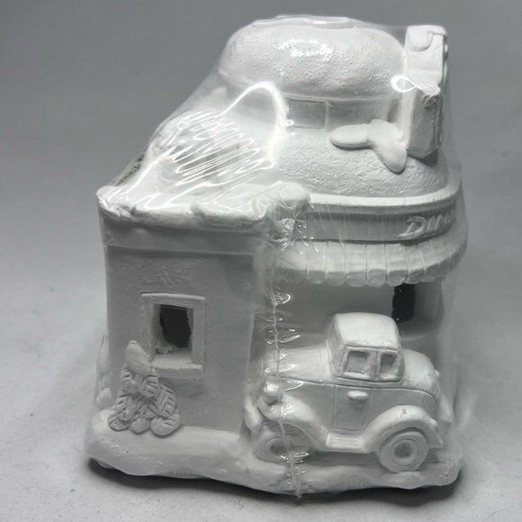 Christmas village Joe’s Hamburger Stand Holiday Time Creative Crafts Englewood - Picture 4 of 6